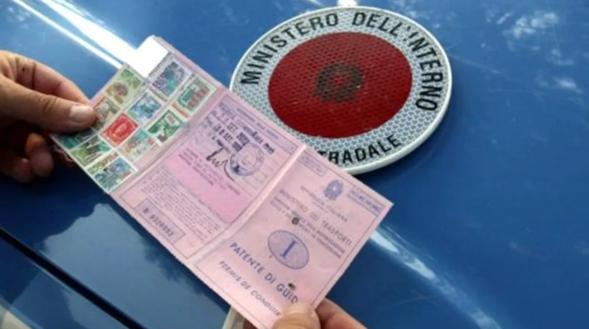 patente b, patente 2026, nuovo obbligo patente, ore guida obbligatorie, patente italia cambia, autoscuola costi